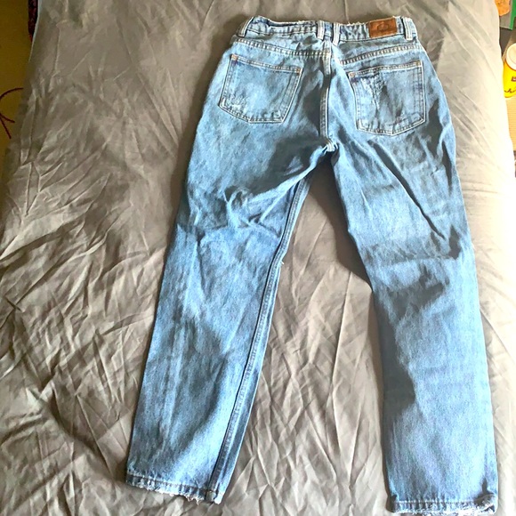 Distressed piper straight leg jeans - Picture 2 of 3